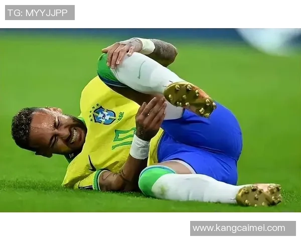 内马尔被犯规的经典瞬间回顾与争议分析